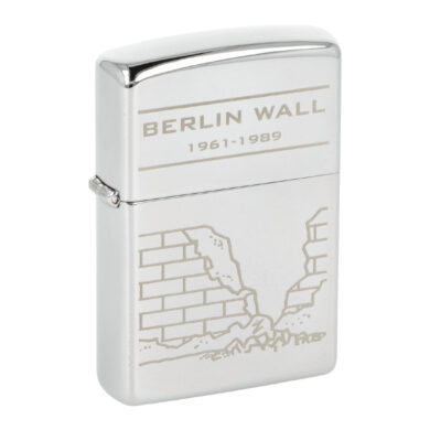 Zapalovač Zippo Berlin Wall, leštěný  (Z 140035S)